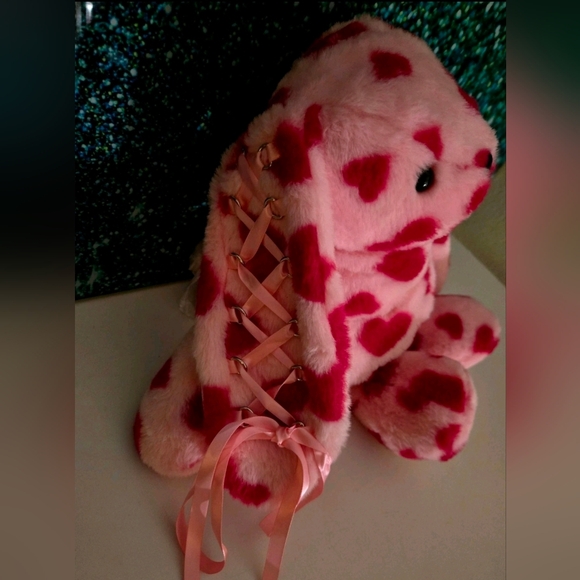 Dolls Kill Seeing Hearts Bunny Plush Backpack - NWT - Picture 3 of 4